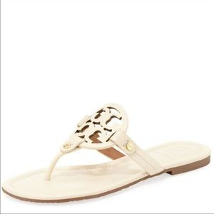 ISO!! If anyone has these white ones in a size 8.5 please let me know!!